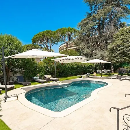 Apartman Charming Villa With Garden & Sea Breeze Antibes Getaway
